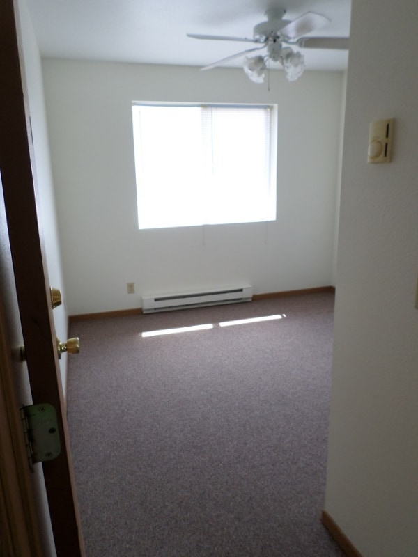 Building Photo - 560 Main Steet