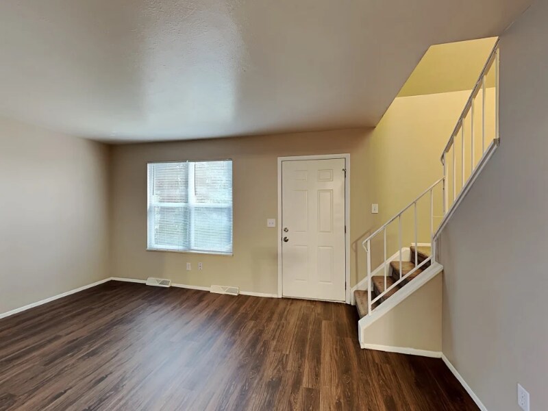 Building Photo - 14999 E Stanford Dr