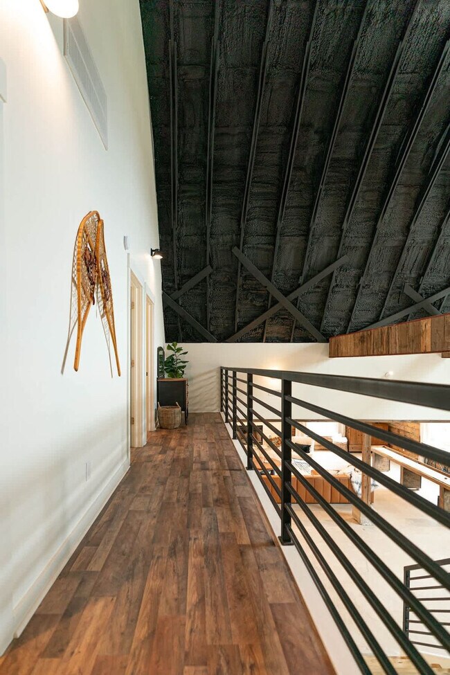 Building Photo - 8442 E McNelly Rd