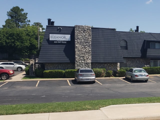 Leasing Office - Vines at Eleanor