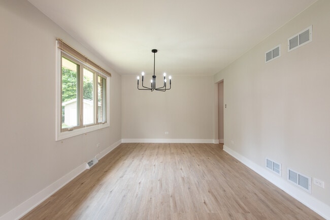Building Photo - 13040 W Tanglewood Cir