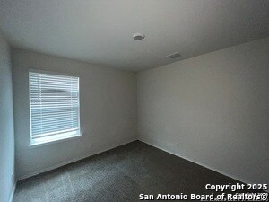 Building Photo - 324 Middle Grn Lp