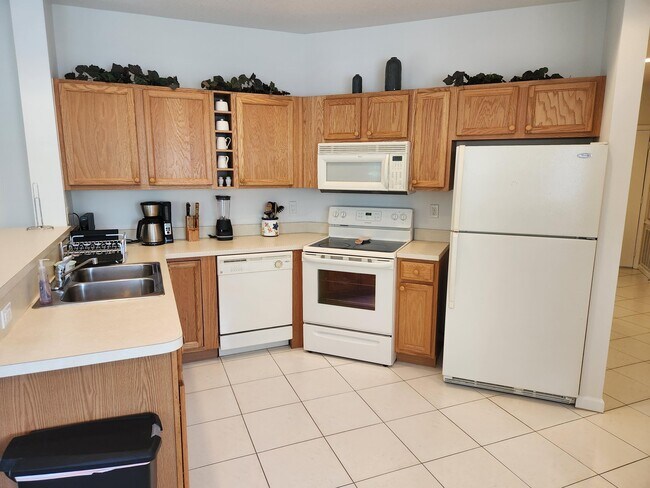 Building Photo - 8913 Sandshot Ct