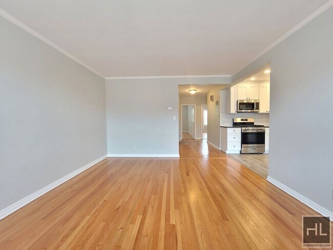 Building Photo - Newly Renovated Home BOOTH MEMORIAL AVE