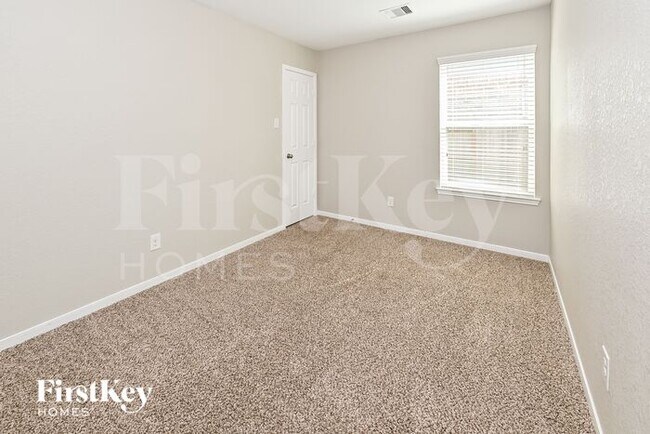 Building Photo - 11314 Huntcrest Ln