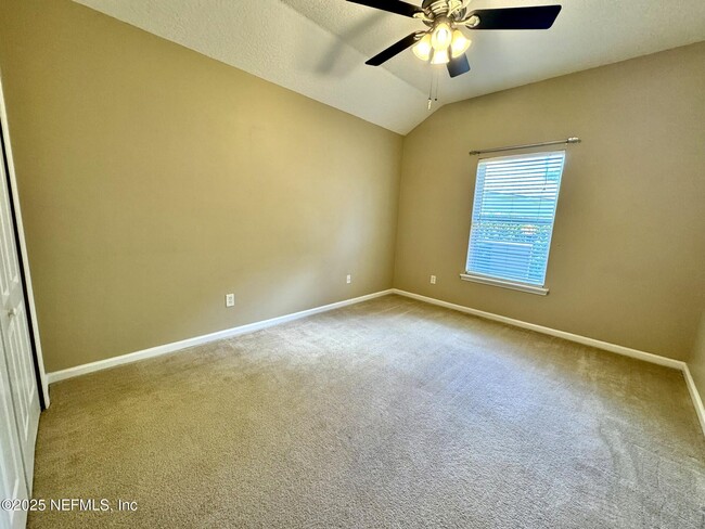 Building Photo - 2208 Wide Reach Dr