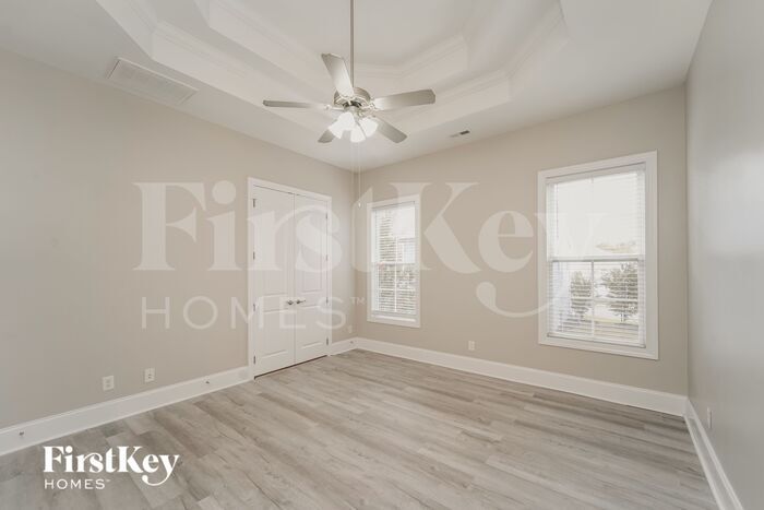 Building Photo - 12530 Druids Glen Dr