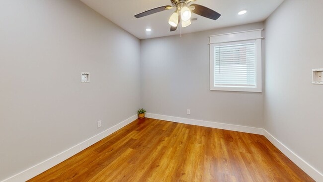 Building Photo - 1401 Forest Ave