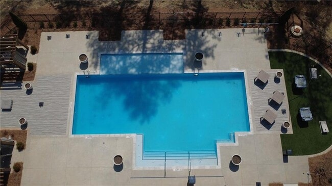 Building Photo - 1997 Freestone Wy