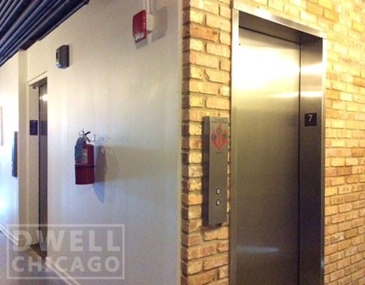 Building Photo - 1305 W Wilson Ave