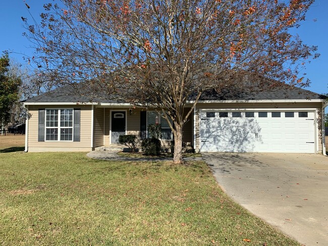 Primary Photo - 3 Bedroom/2 Bath home in Lakeland