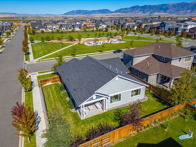 Building Photo - 1516 Wild Bill Way