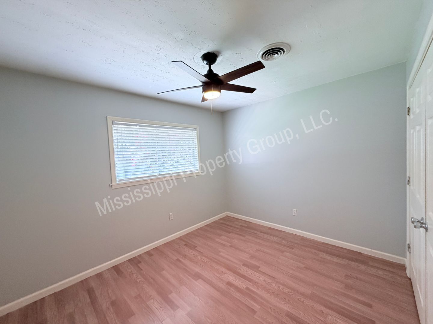 Building Photo - 1214 Beanland Dr