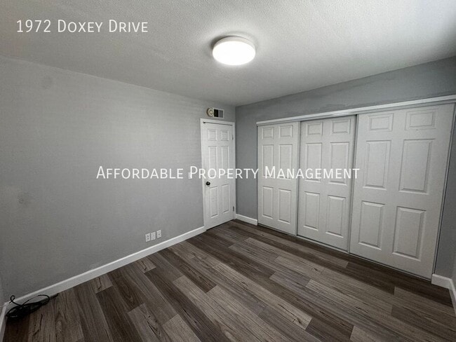 Building Photo - 1972 Doxey Dr
