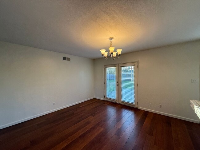 Building Photo - Orcutt Single Story Home on Cul-de-Sac with a Large Yard