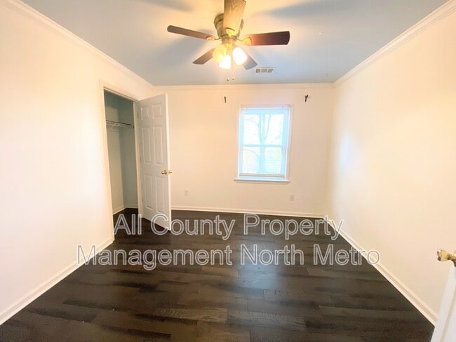 Building Photo - 11855 Leeward Walk Cir