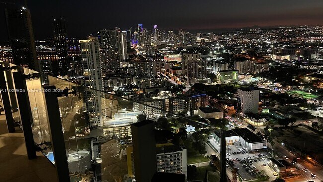 Building Photo - 501 NE 31st St