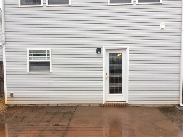 Building Photo - 12746 Cross Dale Dr