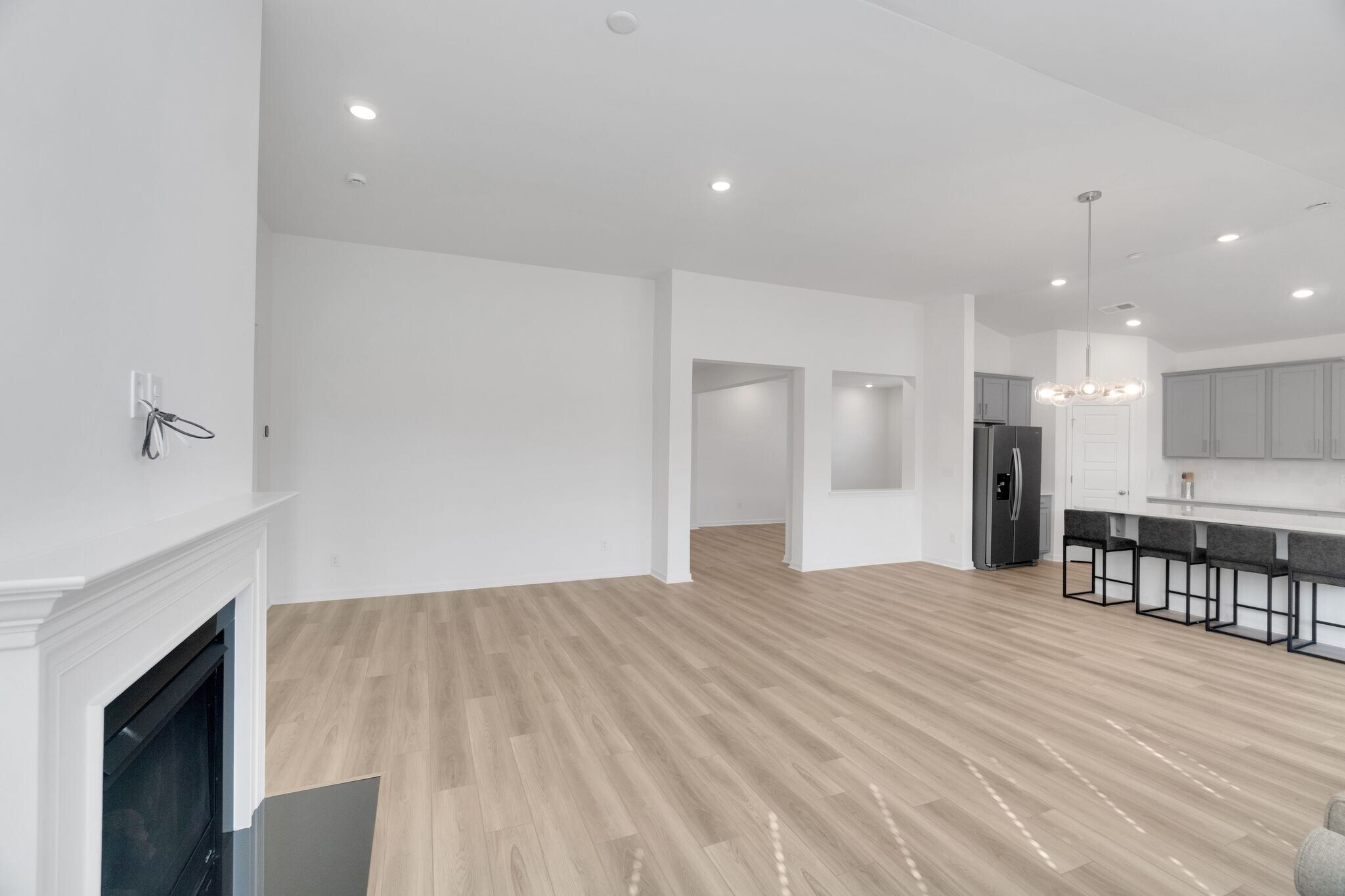 Building Photo - 12129 Rowan Hill Dr
