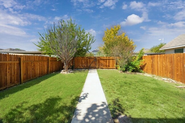 Building Photo - 4512 Senda Ln
