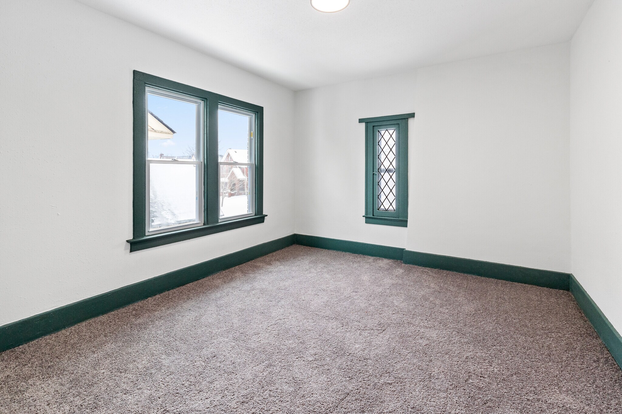 Building Photo - 4767 Sturtevant St
