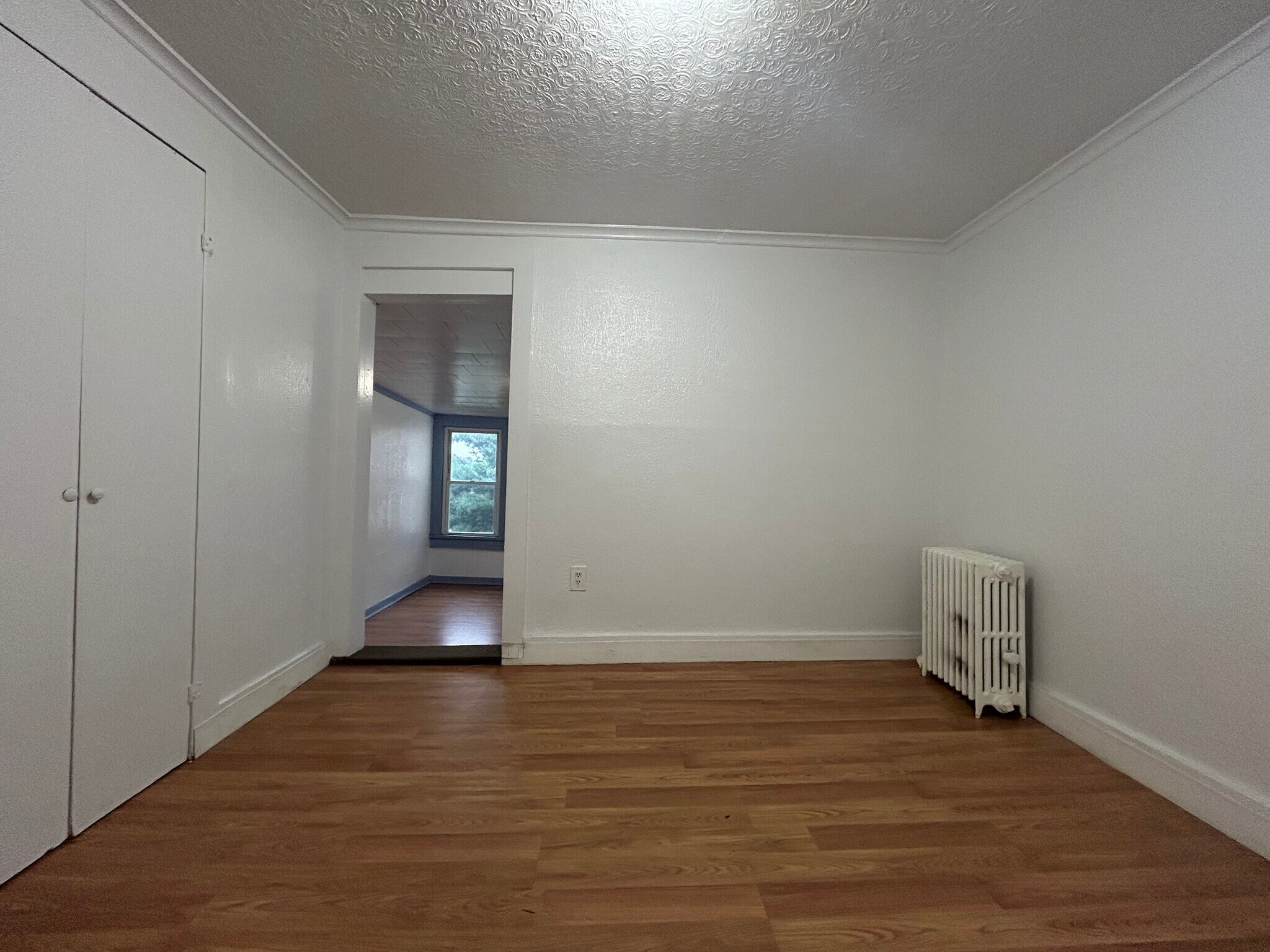 Bedroom3 p4 - 913 Price St