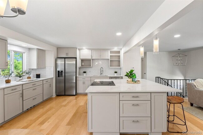 Building Photo - Charming 4-Bed Home