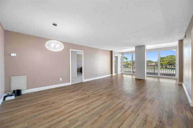 Building Photo - 10216 Regal Dr