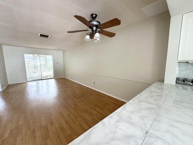 Building Photo - "Perfect Location: 2-Bed, 2-Bath Condo wit...