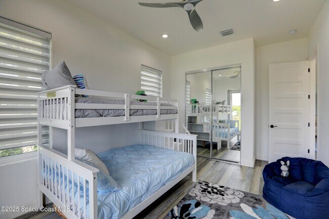 Building Photo - 7785 Grand Oak Cir