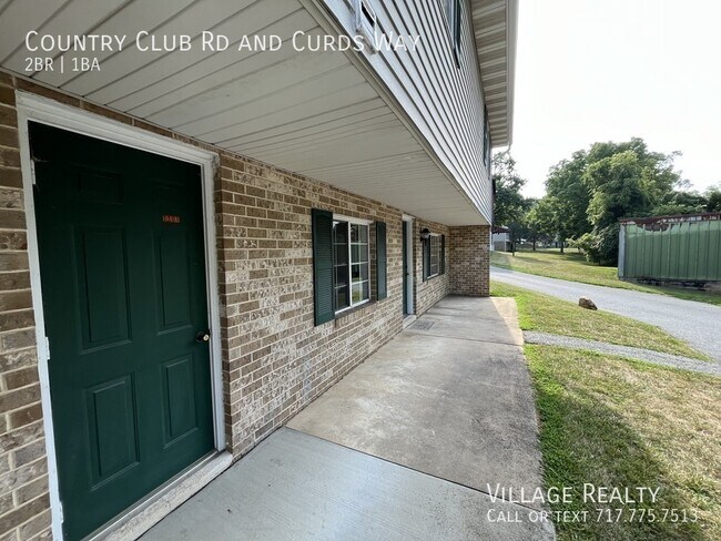 Building Photo - 671 Country Club Rd