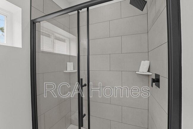 Building Photo - 43 Keystone Ave