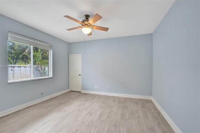 Building Photo - 6334 SW 192nd Ave