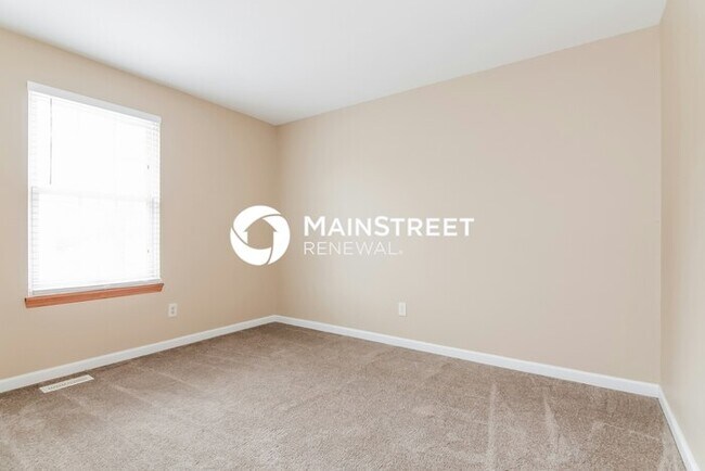 Building Photo - 3 Bedroom Pet-Friendly Home in Florissant, MO with Main Street Renewal
