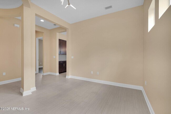 Building Photo - 244 Vista Lake Cir