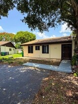 Building Photo - 5028 SW 138th Avenue Cir