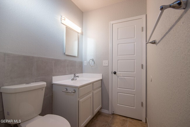 Building Photo - 3311 Catherine Ann Dr