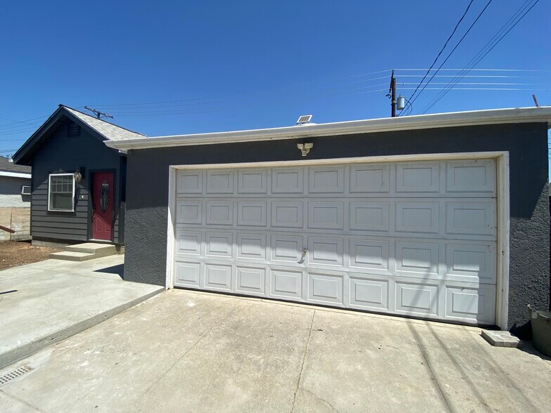 Building Photo - 1714 N Lincoln St