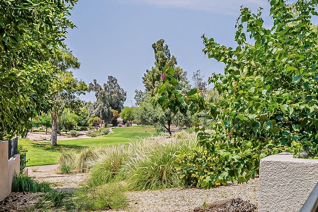 Building Photo - 7700 E Gainey Ranch Rd