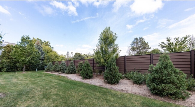 Building Photo - 2108 Weatherbee Ln