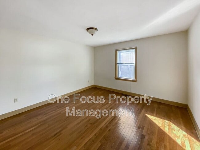 Building Photo - 315 N Arch St