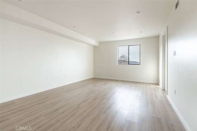Building Photo - 7341 Valmont St