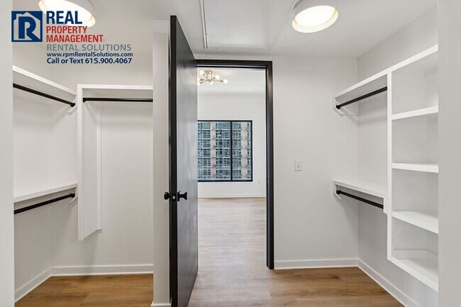 Building Photo - Modern, high-end condo in the ICON! So many amenities! Offering half off first months rent!