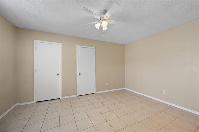 Building Photo - 3414 Colonial Dr