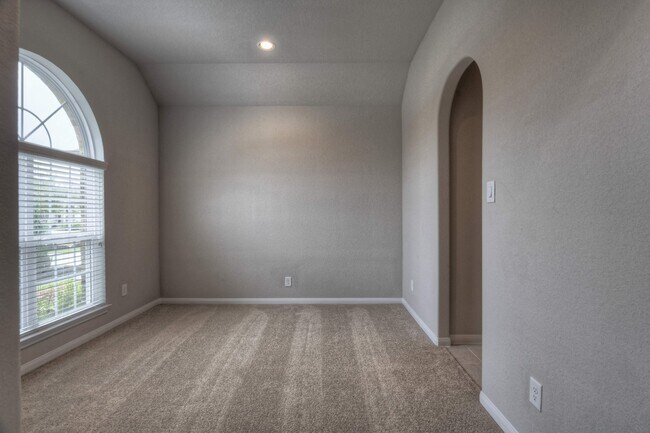 Building Photo - 21215 Flowering Dogwood Cir