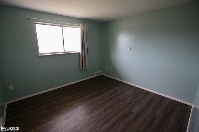 Building Photo - 18672 Beatrice St