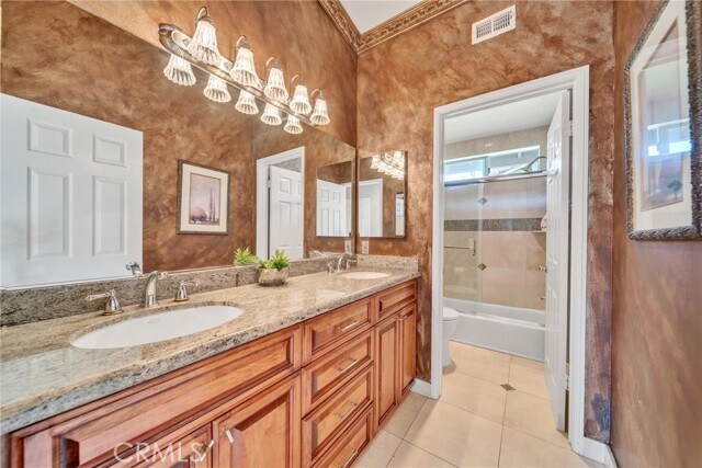 Building Photo - 26872 Anadale Dr