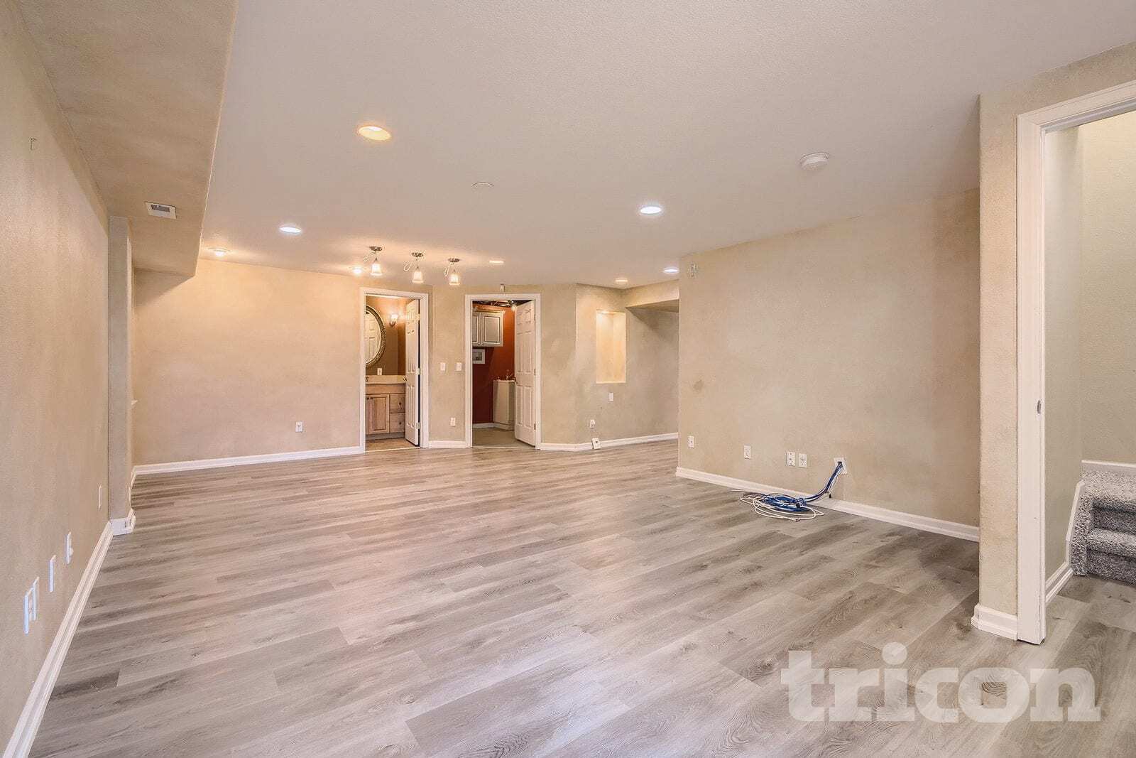 Building Photo - 5971 S Zeno Ct
