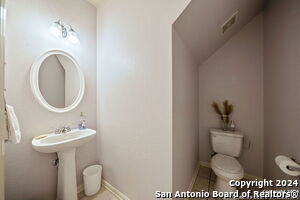 Building Photo - 35 Atwell Park