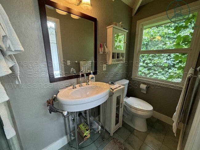 Building Photo - Nicely Appointed Two Bedroom Carmel Woods ...